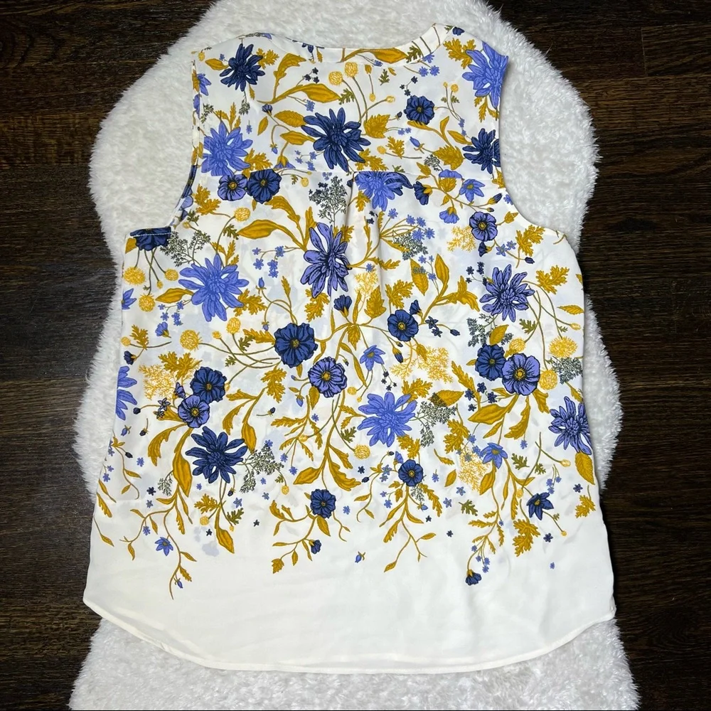 NWT Maurices Blue and Gold Floral Tank Top Blouse - Picture 5 of 11